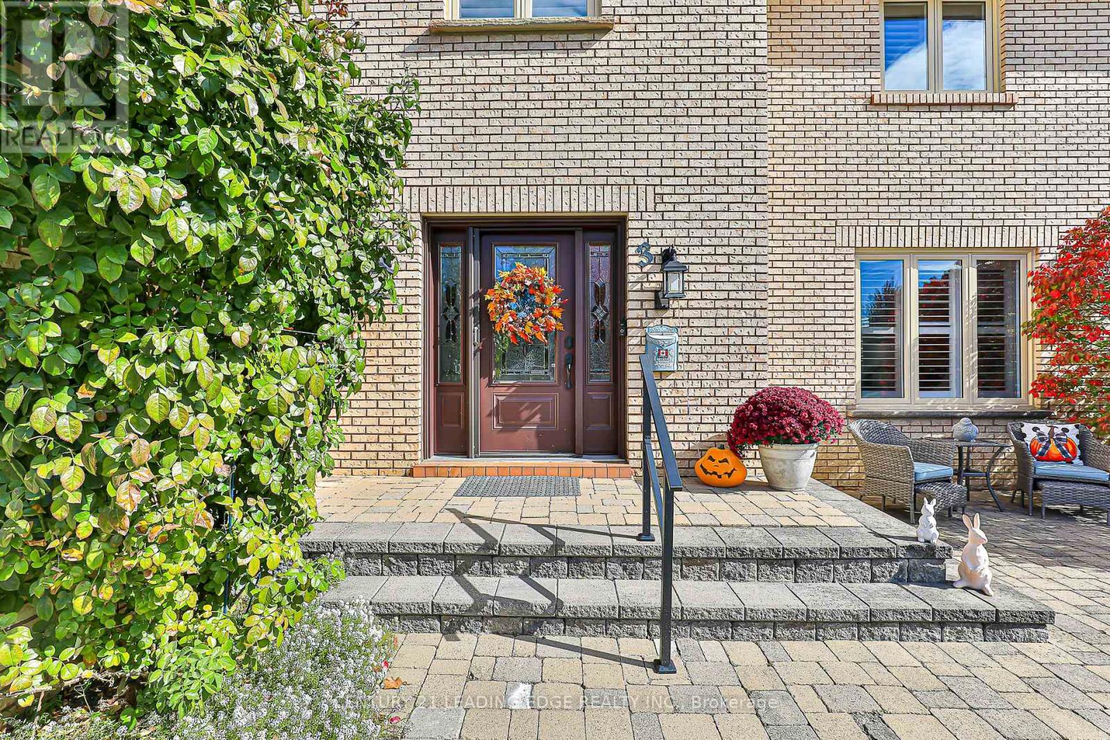 3 King Arthur's Court, Markham, Ontario  L3P 3V4 - Photo 3 - N12465698