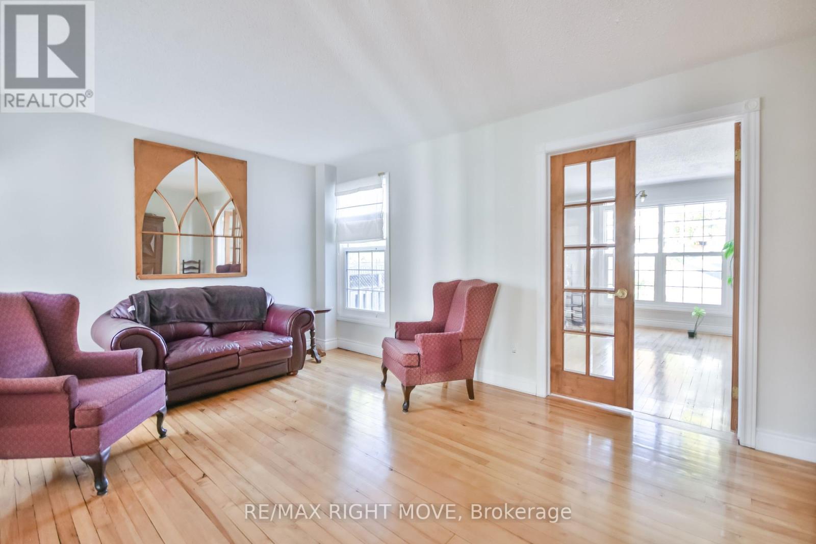 949 Linden Street, Innisfil, Ontario  L9S 1W6 - Photo 10 - N12465743