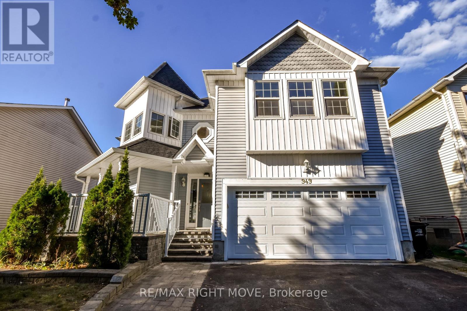 949 Linden Street, Innisfil, Ontario  L9S 1W6 - Photo 2 - N12465743