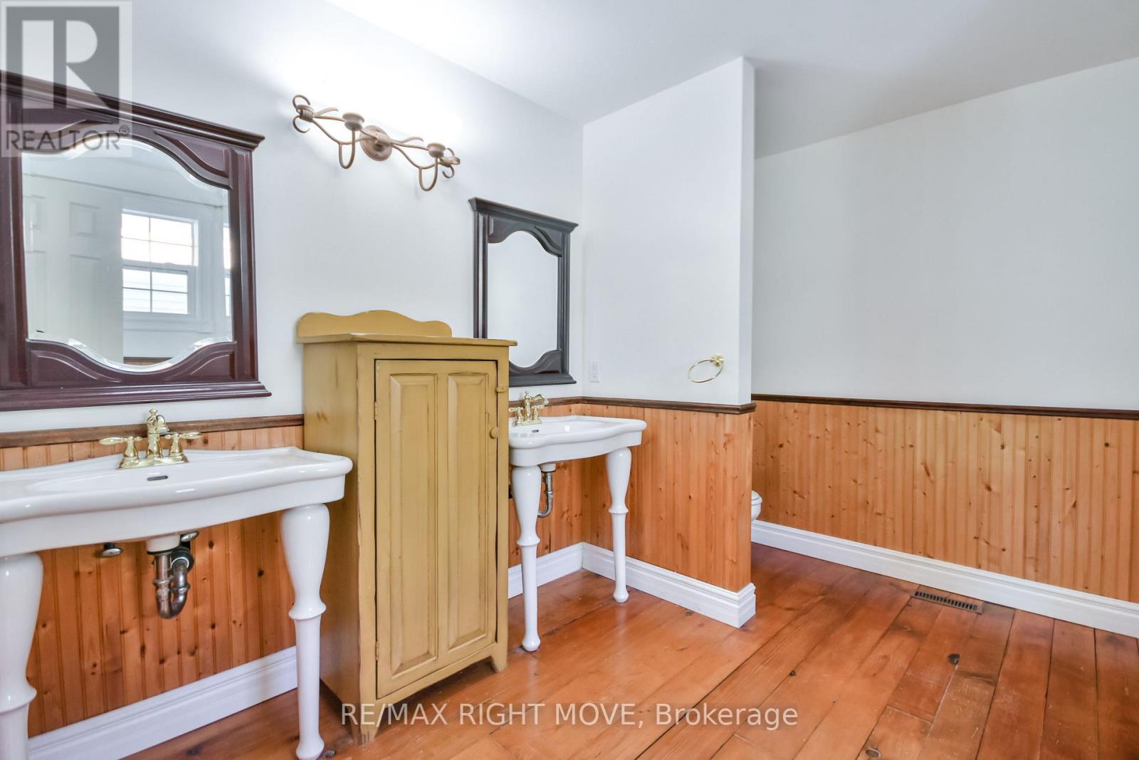 949 Linden Street, Innisfil, Ontario  L9S 1W6 - Photo 21 - N12465743