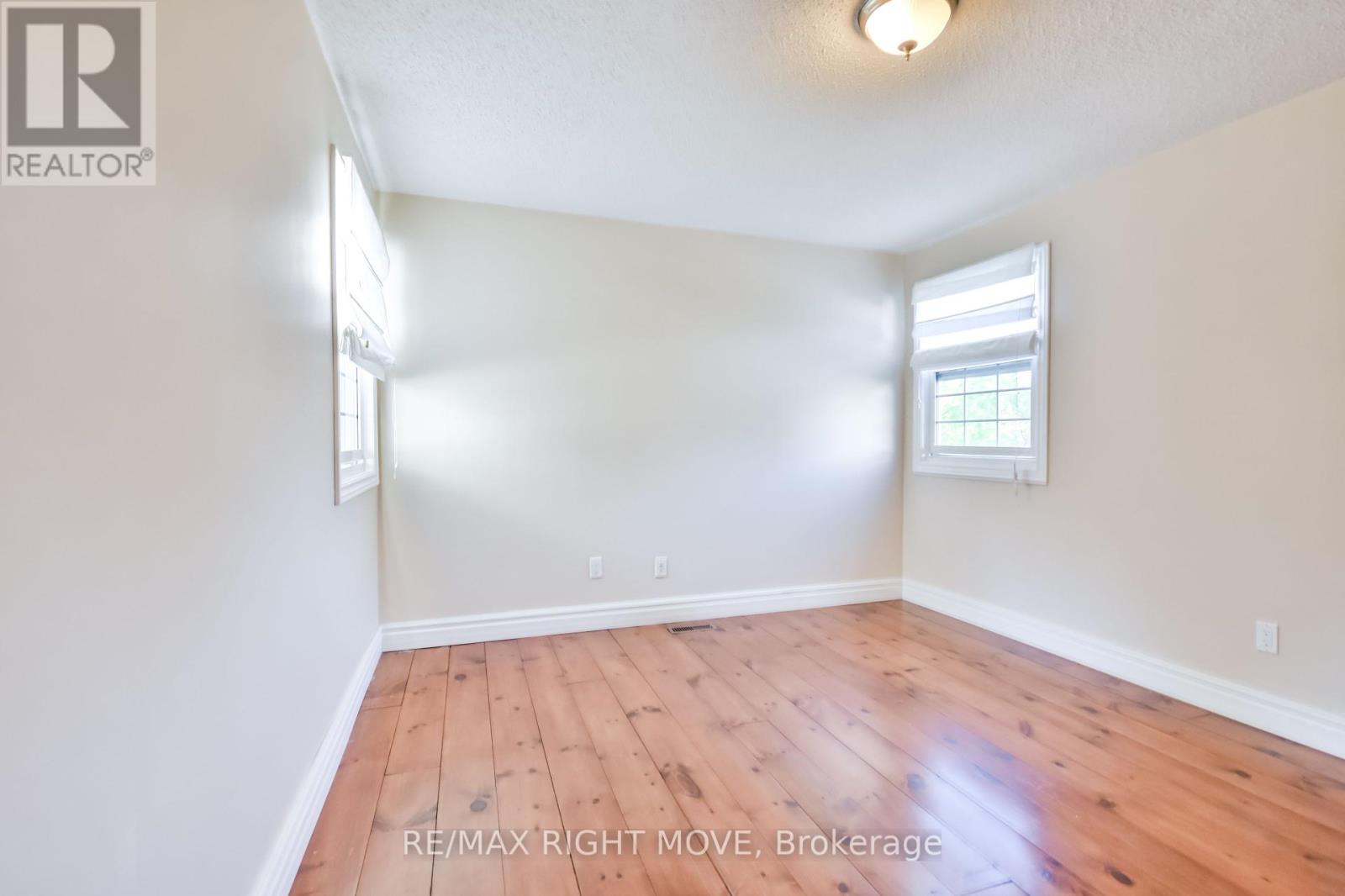 949 Linden Street, Innisfil, Ontario  L9S 1W6 - Photo 26 - N12465743