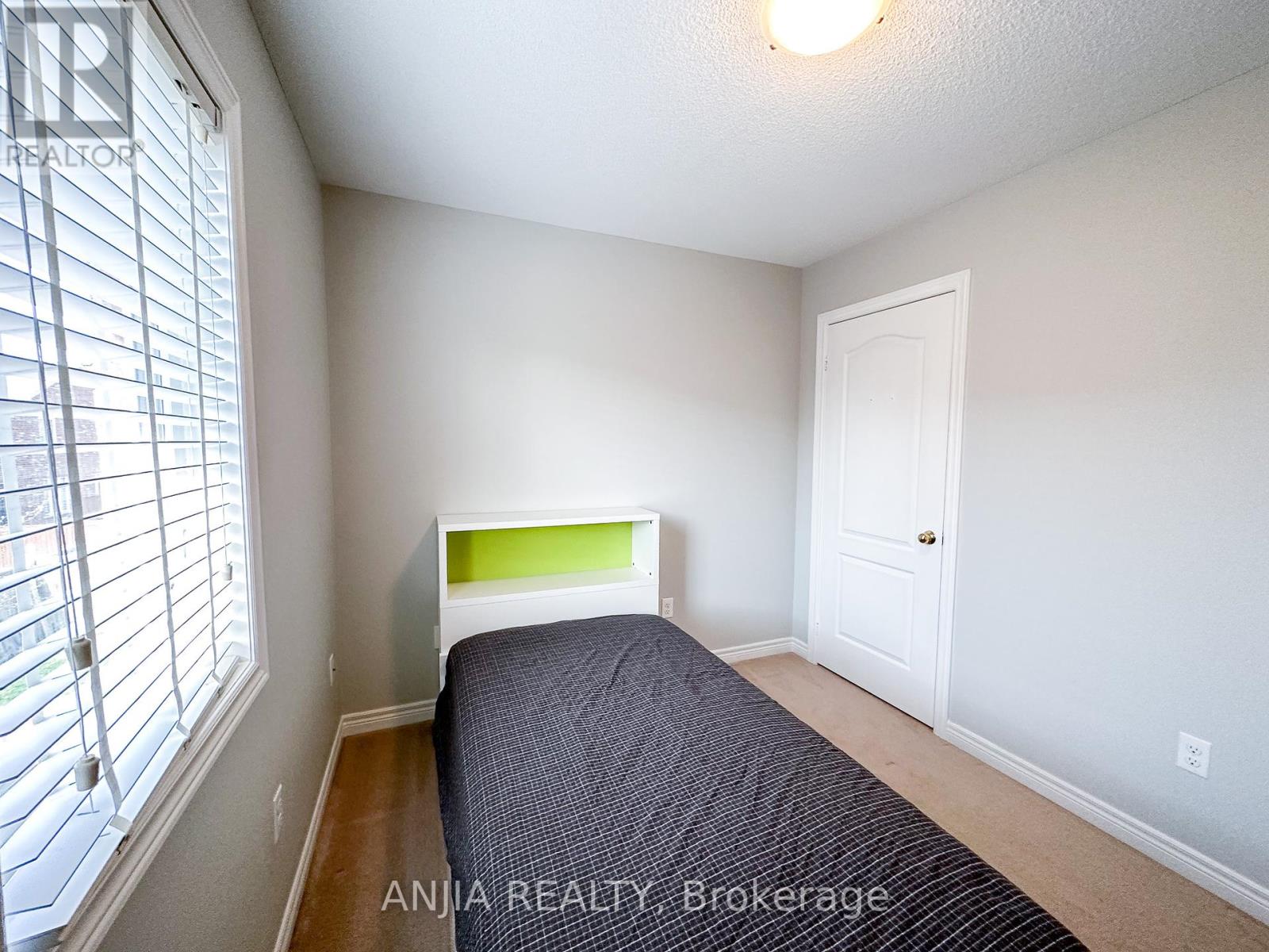 21 Fitzroy Avenue, Markham, Ontario  L6E 0J4 - Photo 15 - N12465768