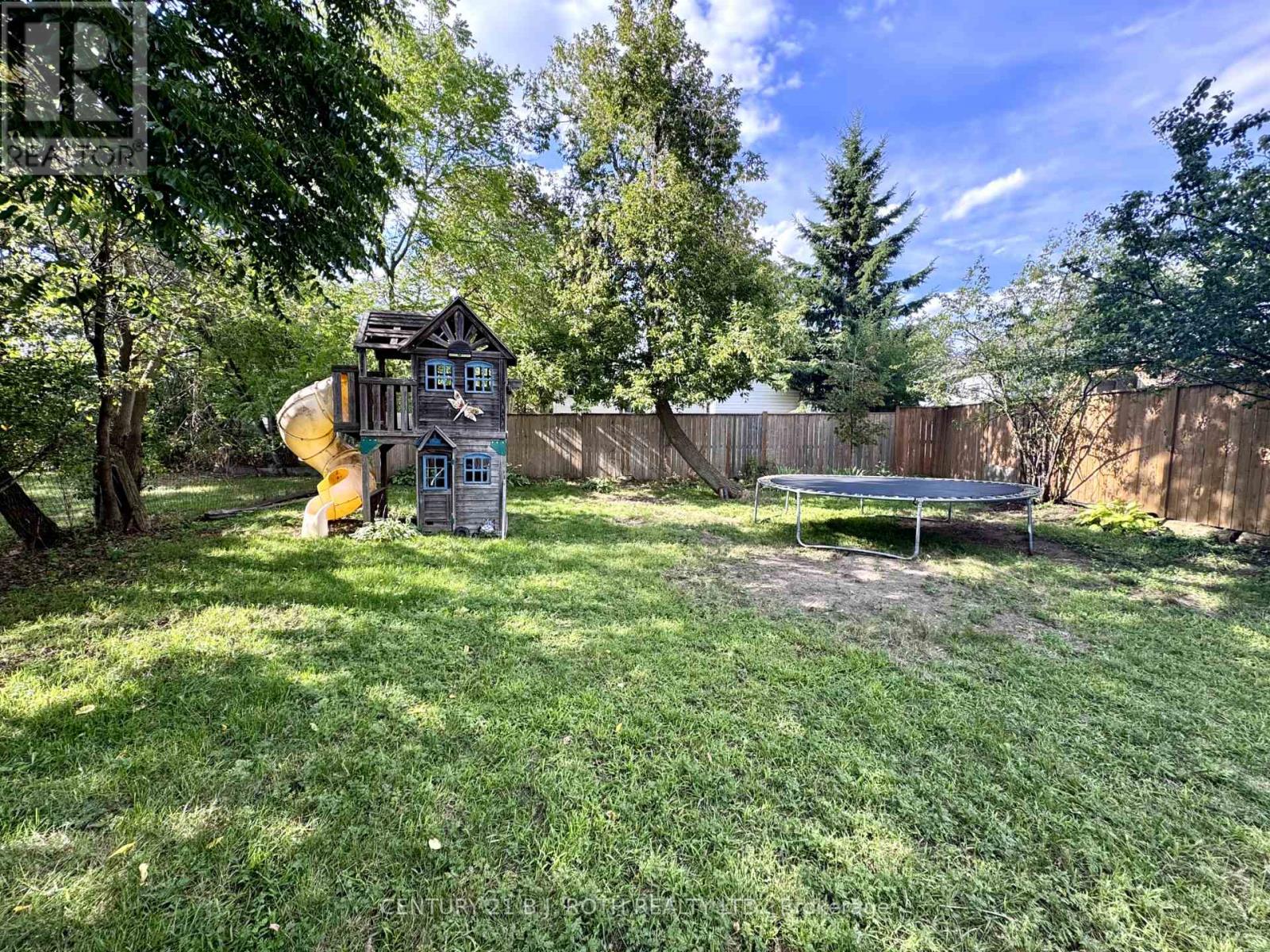 86 Henry Street, Barrie, Ontario  L4N 1C8 - Photo 24 - S12465677