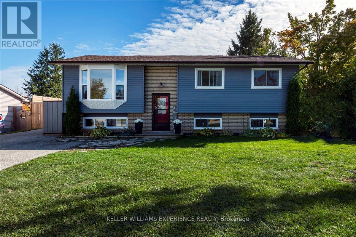 35 Champlain Crescent, Oro-Medonte (Warminister), Ontario  L0K 1E0 - Photo 1 - S12465693