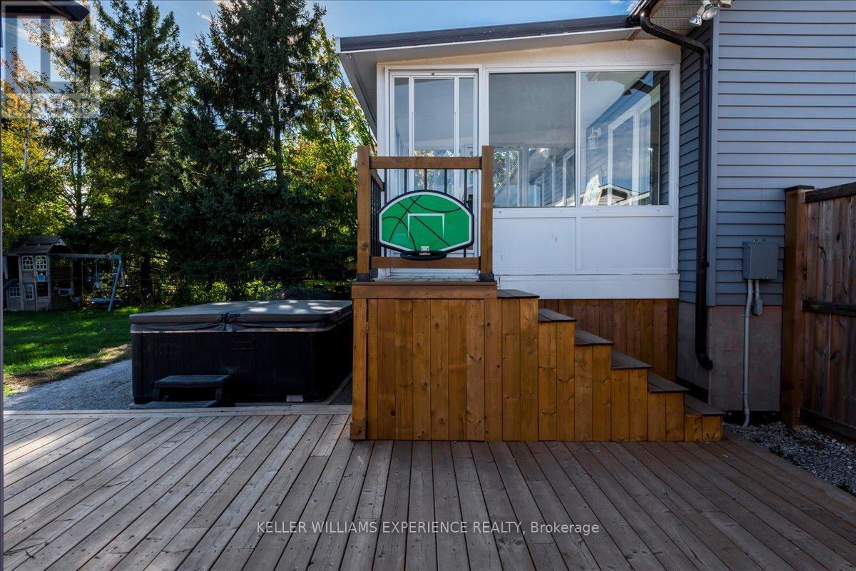 35 Champlain Crescent, Oro-Medonte (Warminister), Ontario  L0K 1E0 - Photo 23 - S12465693
