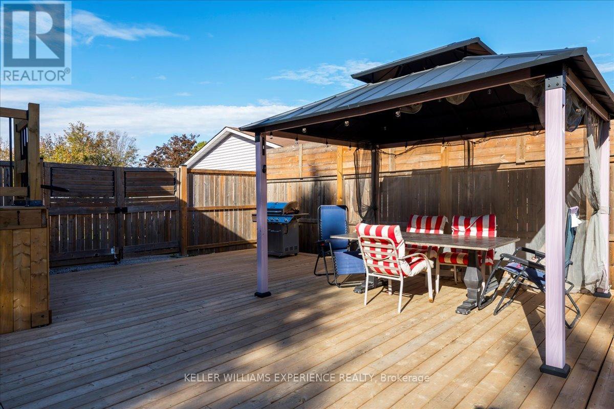 35 Champlain Crescent, Oro-Medonte (Warminister), Ontario  L0K 1E0 - Photo 24 - S12465693