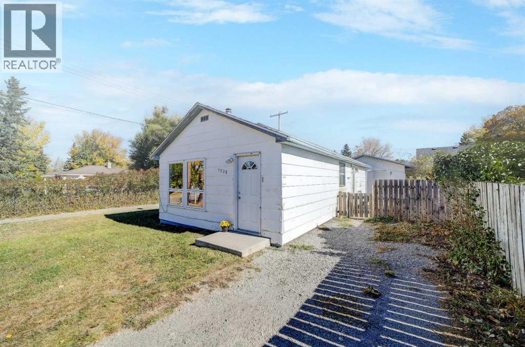 1035 Robertson Avenue, Pincher Creek, Alberta  T0K 1W0 - Photo 23 - A2263237