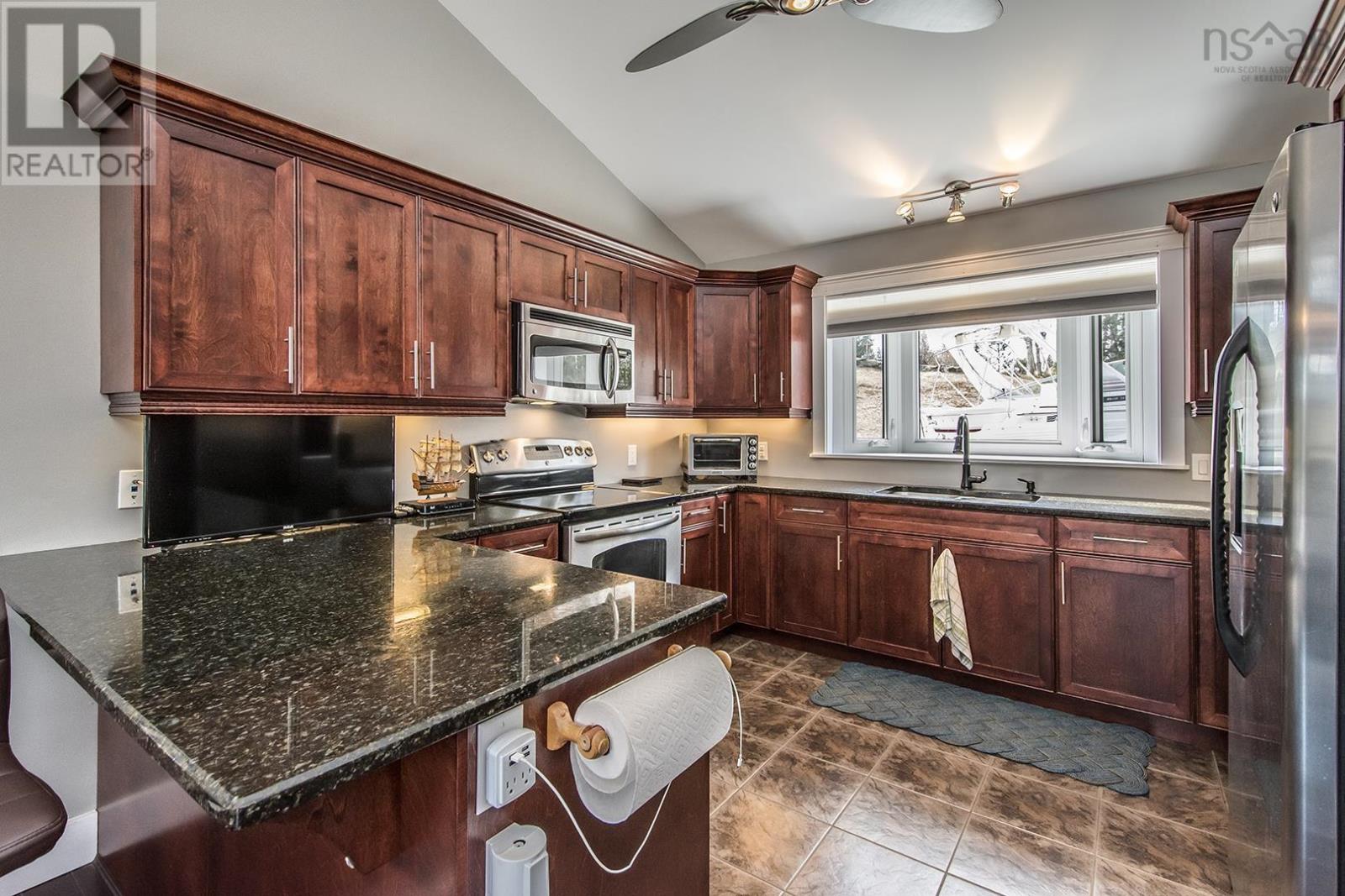 636 Myers Point Road, Myers Point, Nova Scotia  B0J 1N0 - Photo 16 - 202525943