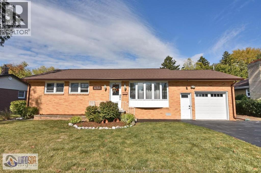 MLS# 25026332: 1050 SCOFIELD AVENUE, Windsor, Canada