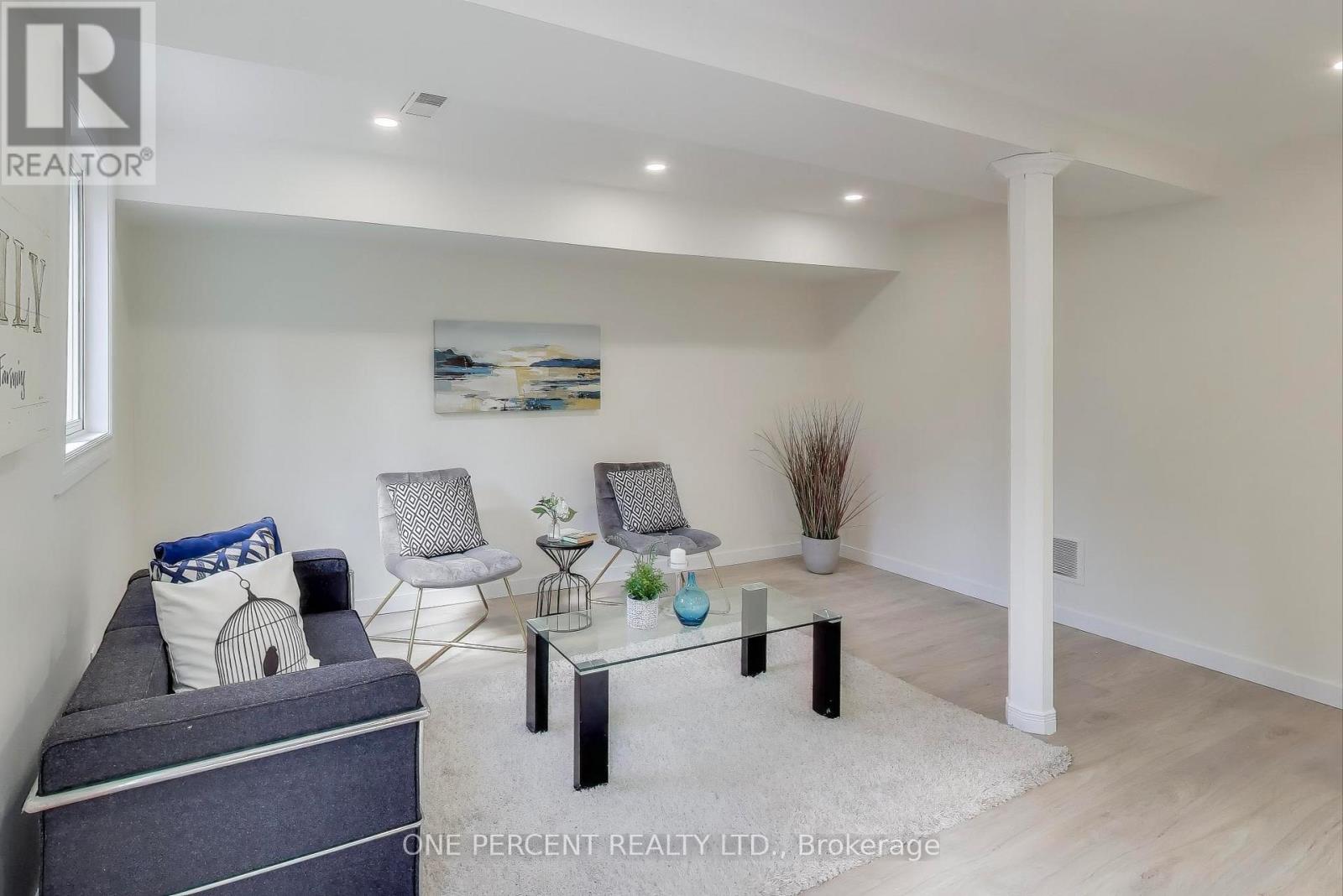 2116 Pelee Boulevard, Oakville (Ro River Oaks), Ontario  L6H 4C7 - Photo 16 - W12465609