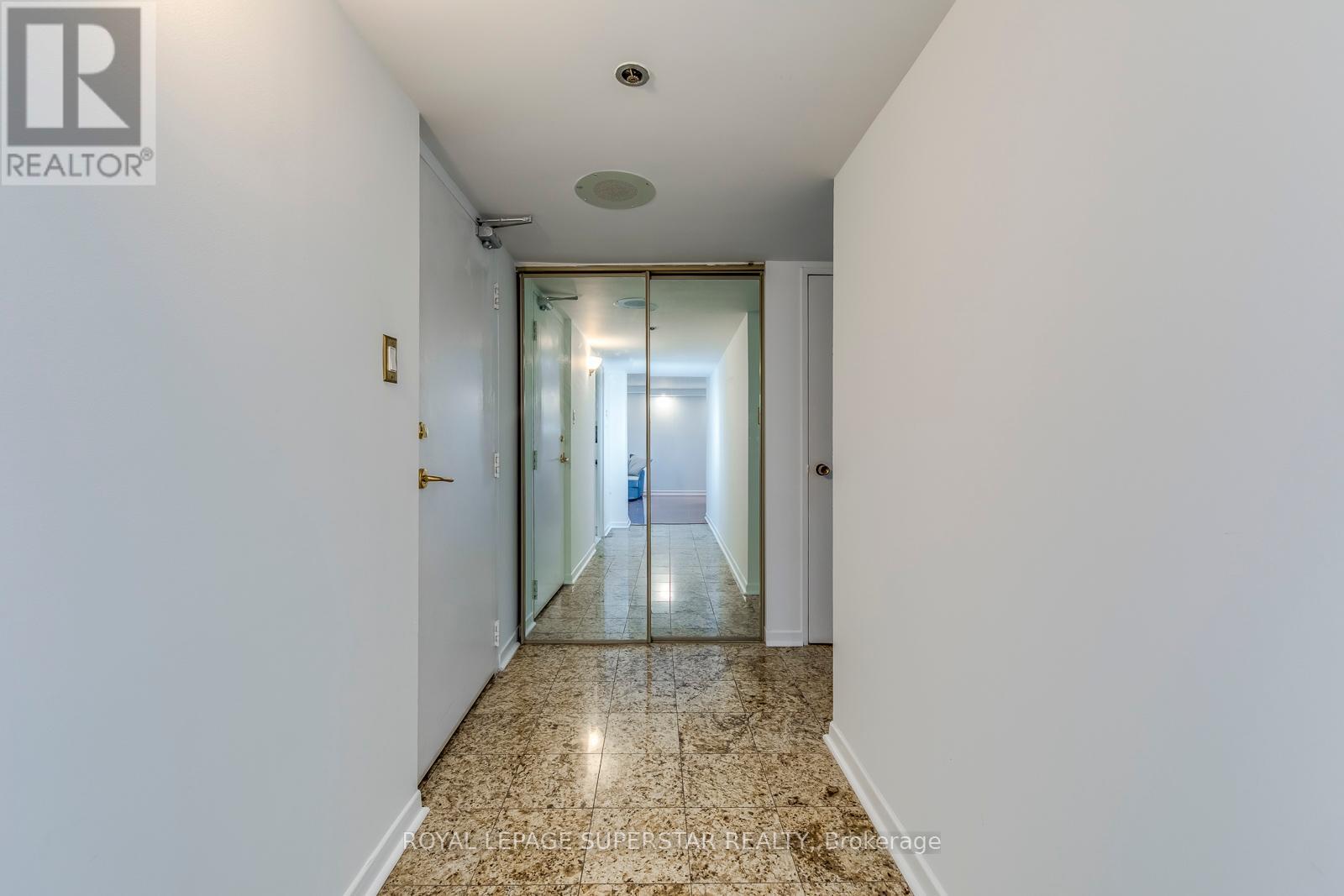 2011 - 2045 Lakeshore Boulevard W, Toronto, Ontario  M8V 2Z6 - Photo 5 - W12465638