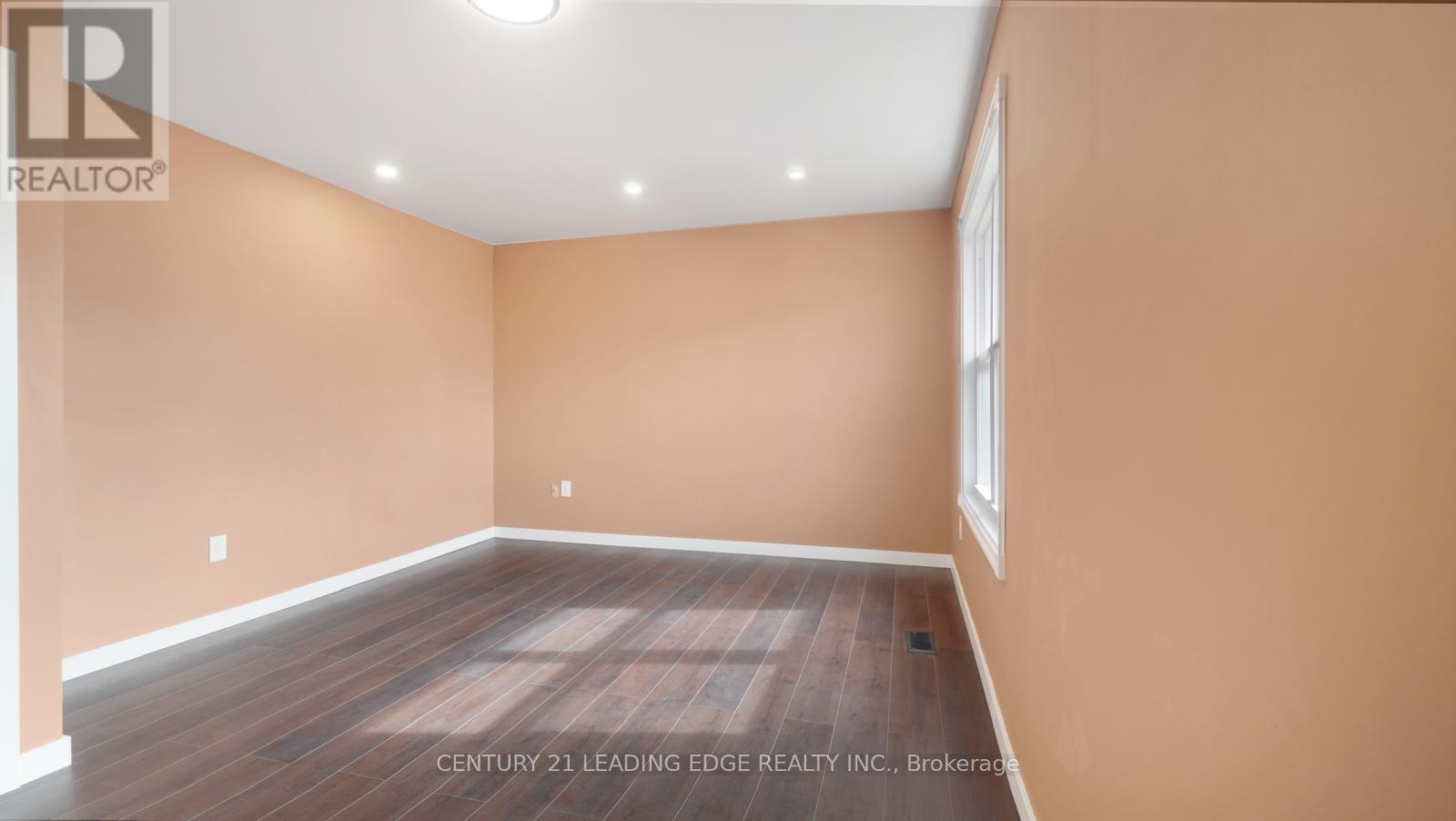 4064 Teakwood Drive, Mississauga (Creditview), Ontario  L5C 3L5 - Photo 27 - W12465649