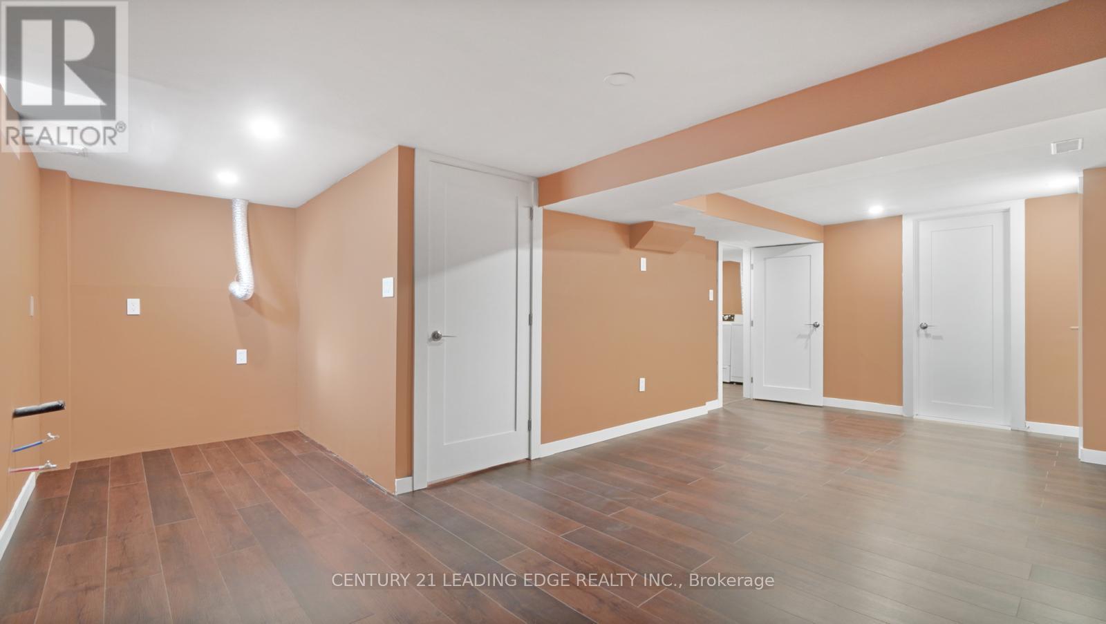 4064 Teakwood Drive, Mississauga (Creditview), Ontario  L5C 3L5 - Photo 34 - W12465649