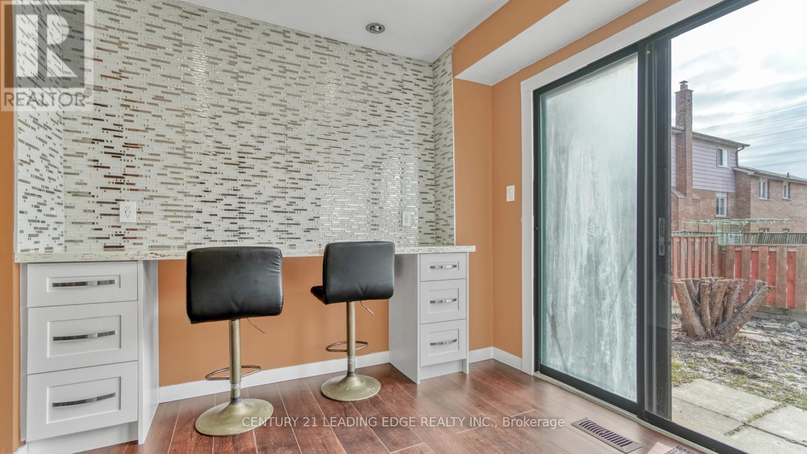 4064 Teakwood Drive, Mississauga (Creditview), Ontario  L5C 3L5 - Photo 40 - W12465649