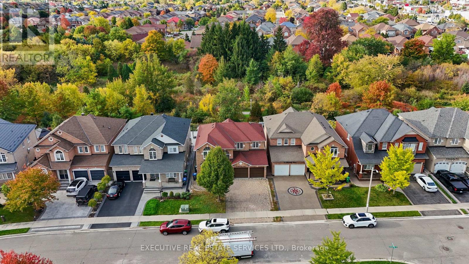 73 WOODVALLEY DRIVE, Brampton, Ontario