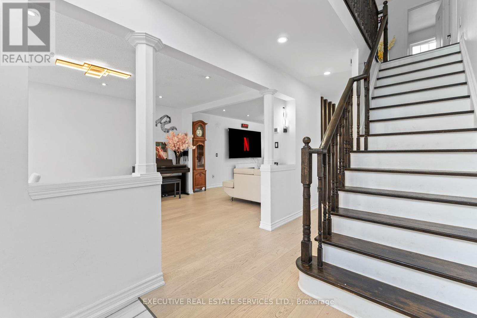 73 Woodvalley Drive, Brampton, Ontario  L7A 1Z3 - Photo 12 - W12465650