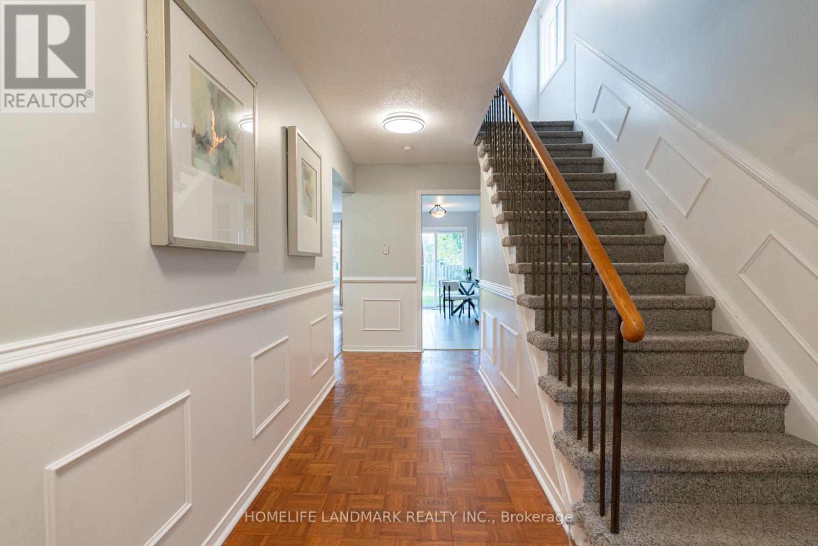 3108 Plum Tree Crescent, Mississauga, Ontario  L5N 4W9 - Photo 5 - W12465662