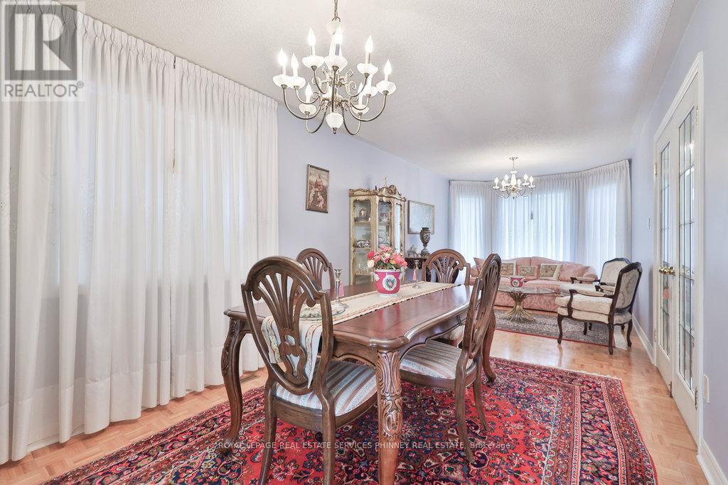 5310 Shackleton Way, Mississauga, Ontario  L5R 3J6 - Photo 14 - W12465667