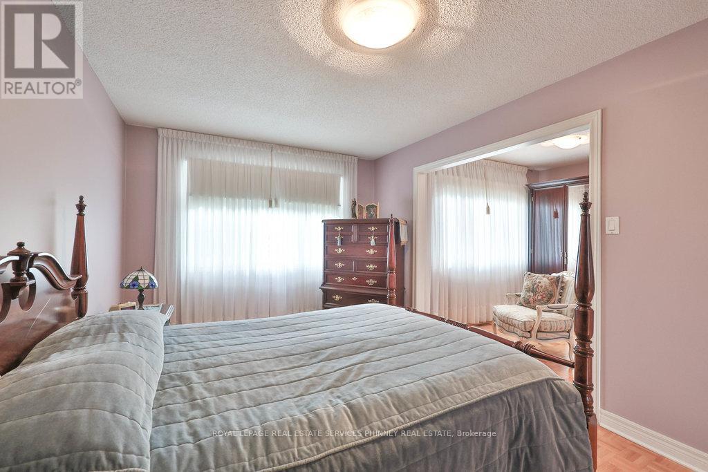 5310 Shackleton Way, Mississauga, Ontario  L5R 3J6 - Photo 18 - W12465667