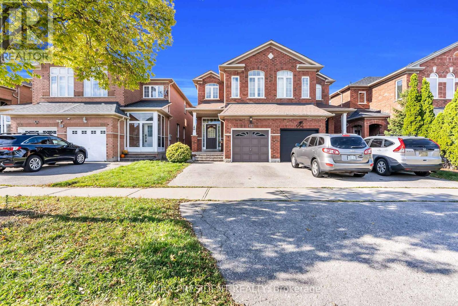 932 Ledbury Crescent, Mississauga (East Credit), Ontario  L5V 2R3 - Photo 2 - W12465669