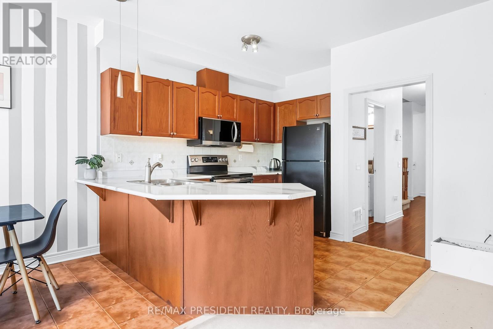 932 Ledbury Crescent, Mississauga (East Credit), Ontario  L5V 2R3 - Photo 22 - W12465669