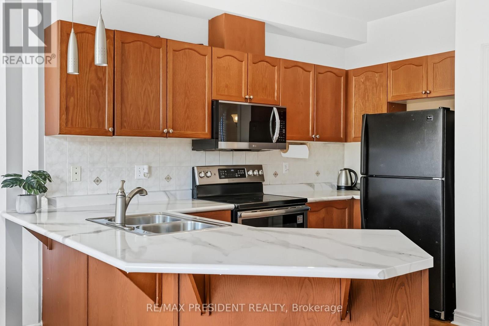 932 Ledbury Crescent, Mississauga (East Credit), Ontario  L5V 2R3 - Photo 23 - W12465669