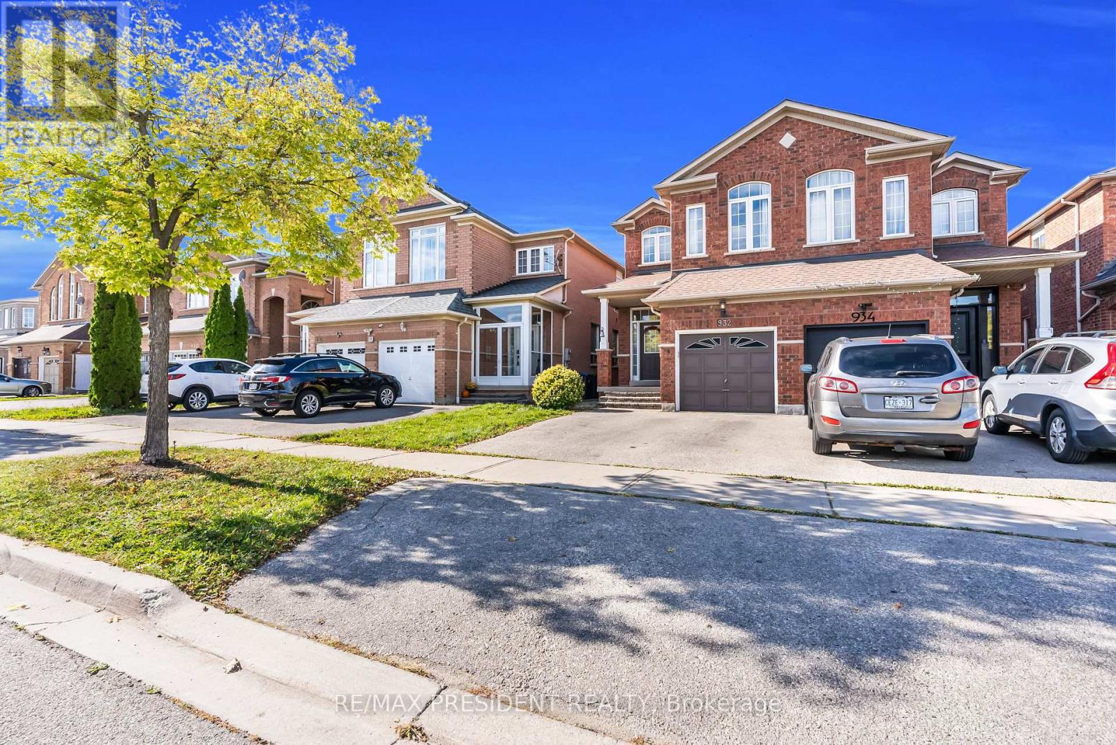 932 Ledbury Crescent, Mississauga (East Credit), Ontario  L5V 2R3 - Photo 4 - W12465669