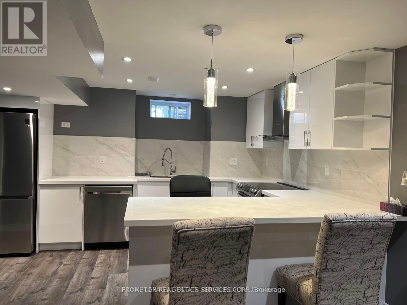Basement - 472 Parkview Boulevard, Mississauga, Ontario  L5B 3M6 - Photo 3 - W12465686