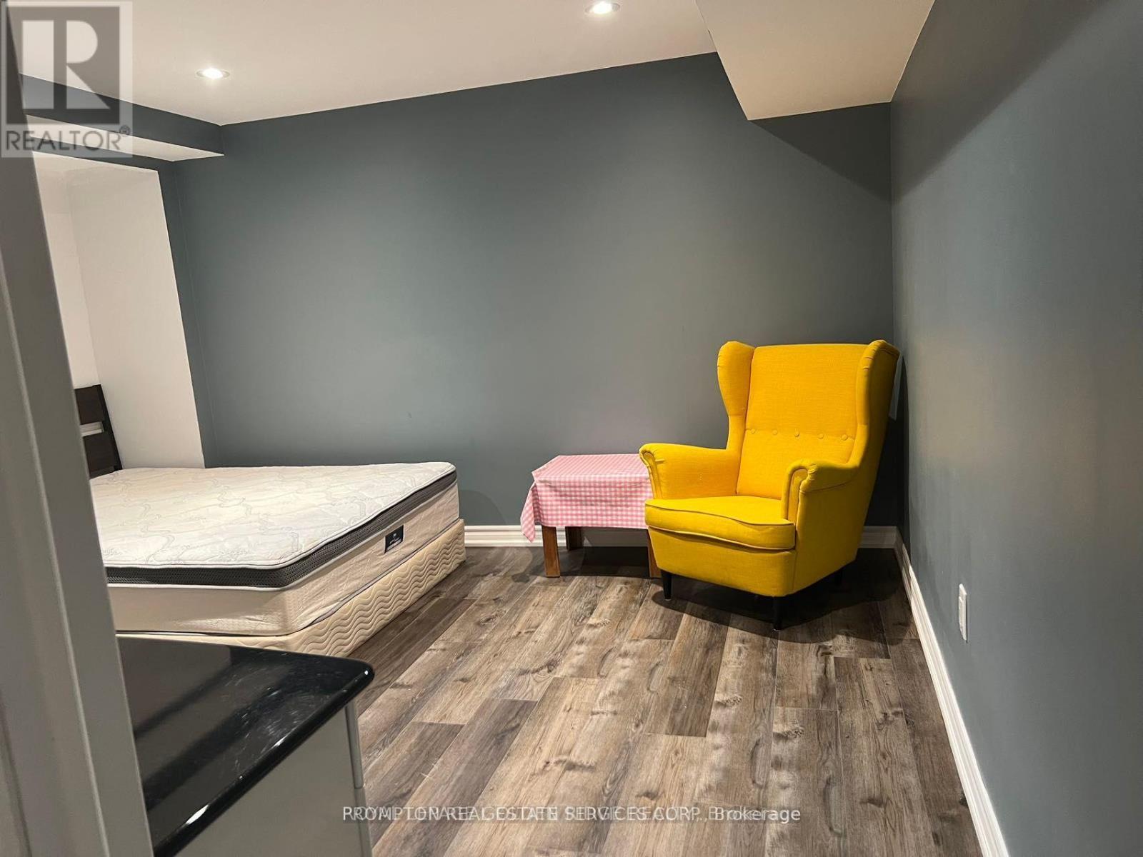 Basement - 472 Parkview Boulevard, Mississauga, Ontario  L5B 3M6 - Photo 8 - W12465686
