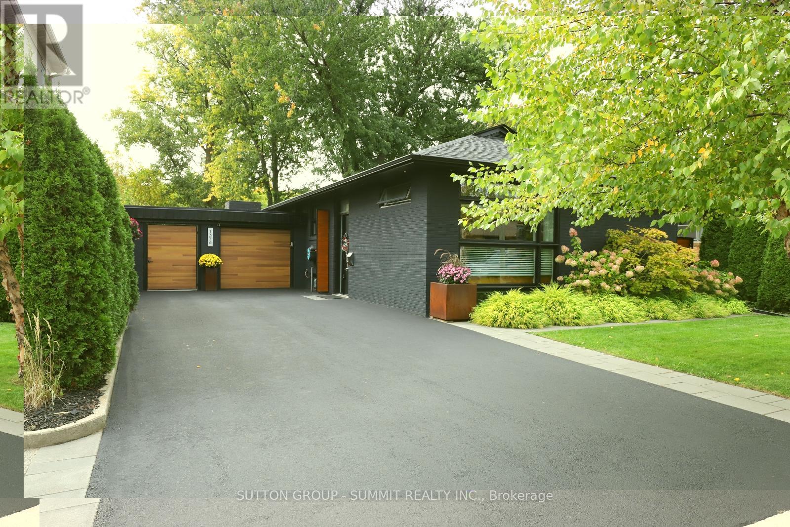 1376 NORTHMOUNT AVENUE, Mississauga, Ontario