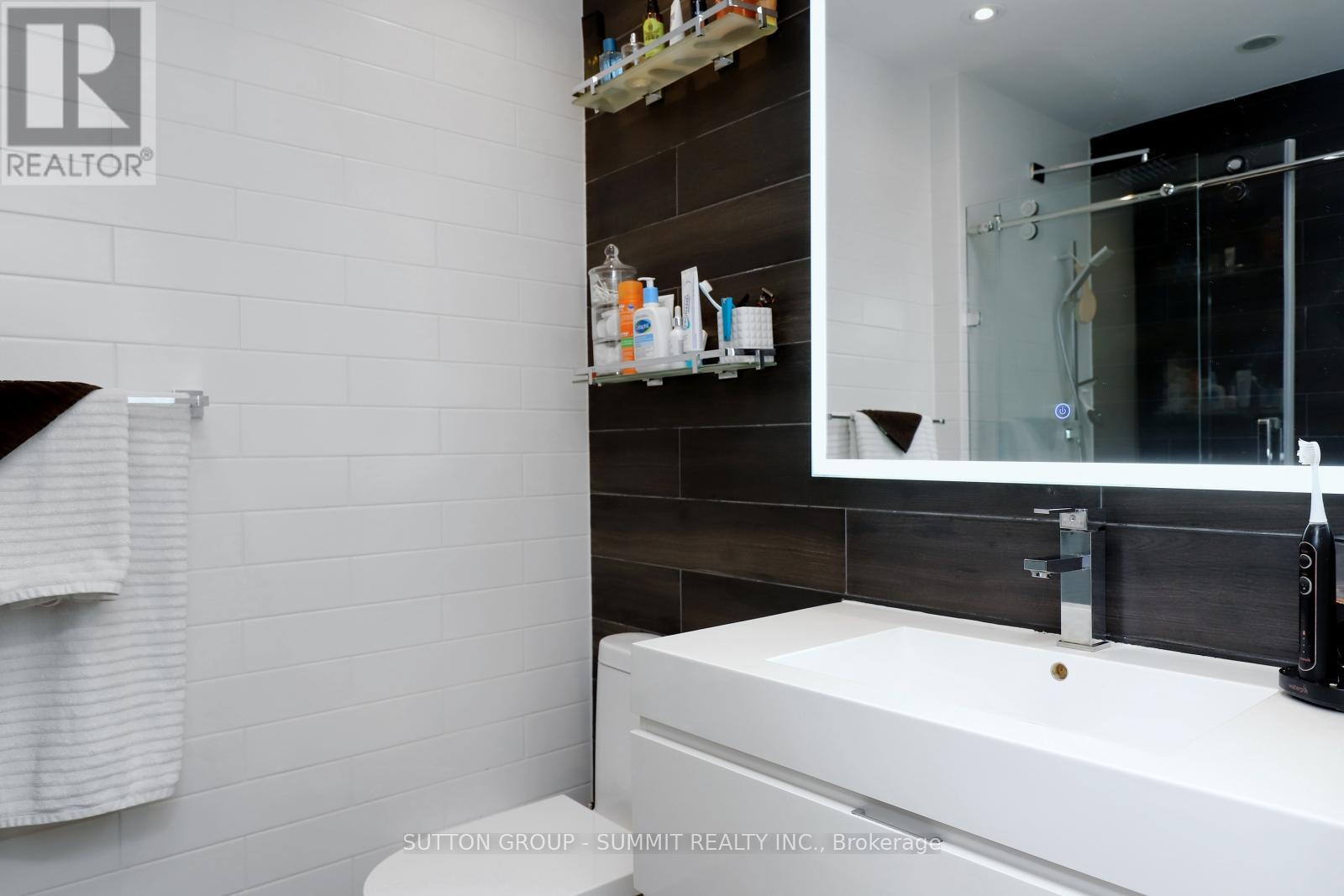 1376 Northmount Avenue E, Mississauga (Lakeview), Ontario  L5E 1Y5 - Photo 16 - W12465689