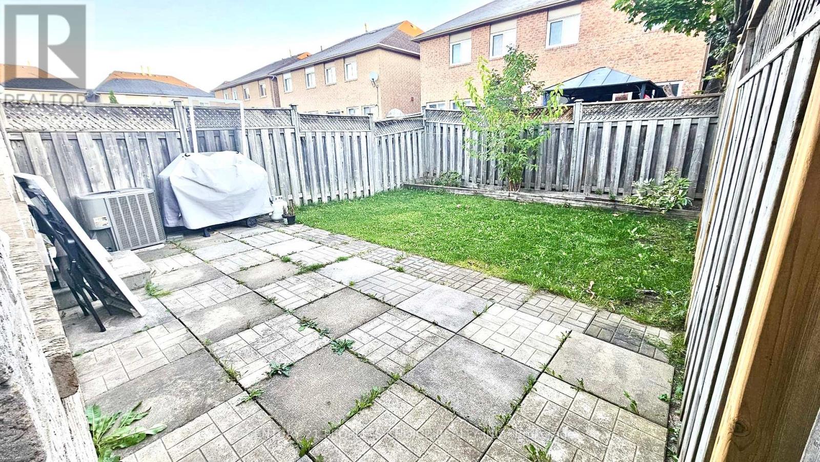 116 Goldenlight Circle, Brampton (Brampton West), Ontario  L6X 4N6 - Photo 26 - W12465695