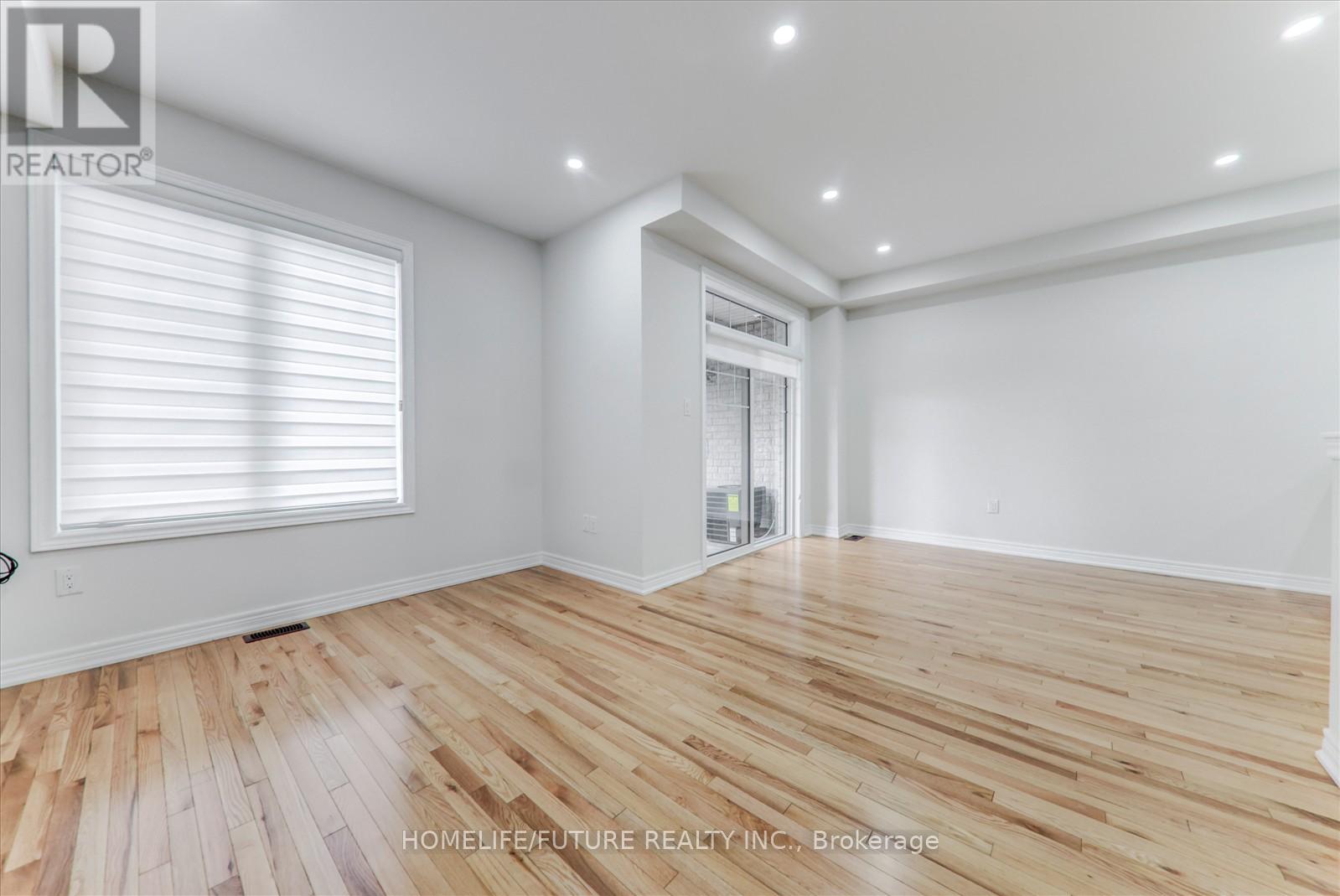 44 Haymarket Drive, Brampton, Ontario  L7A 5C1 - Photo 11 - W12465739