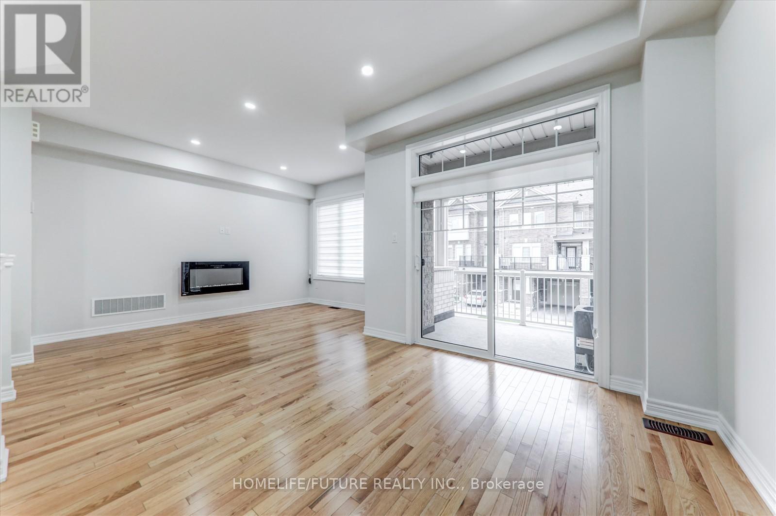 44 Haymarket Drive, Brampton, Ontario  L7A 5C1 - Photo 12 - W12465739