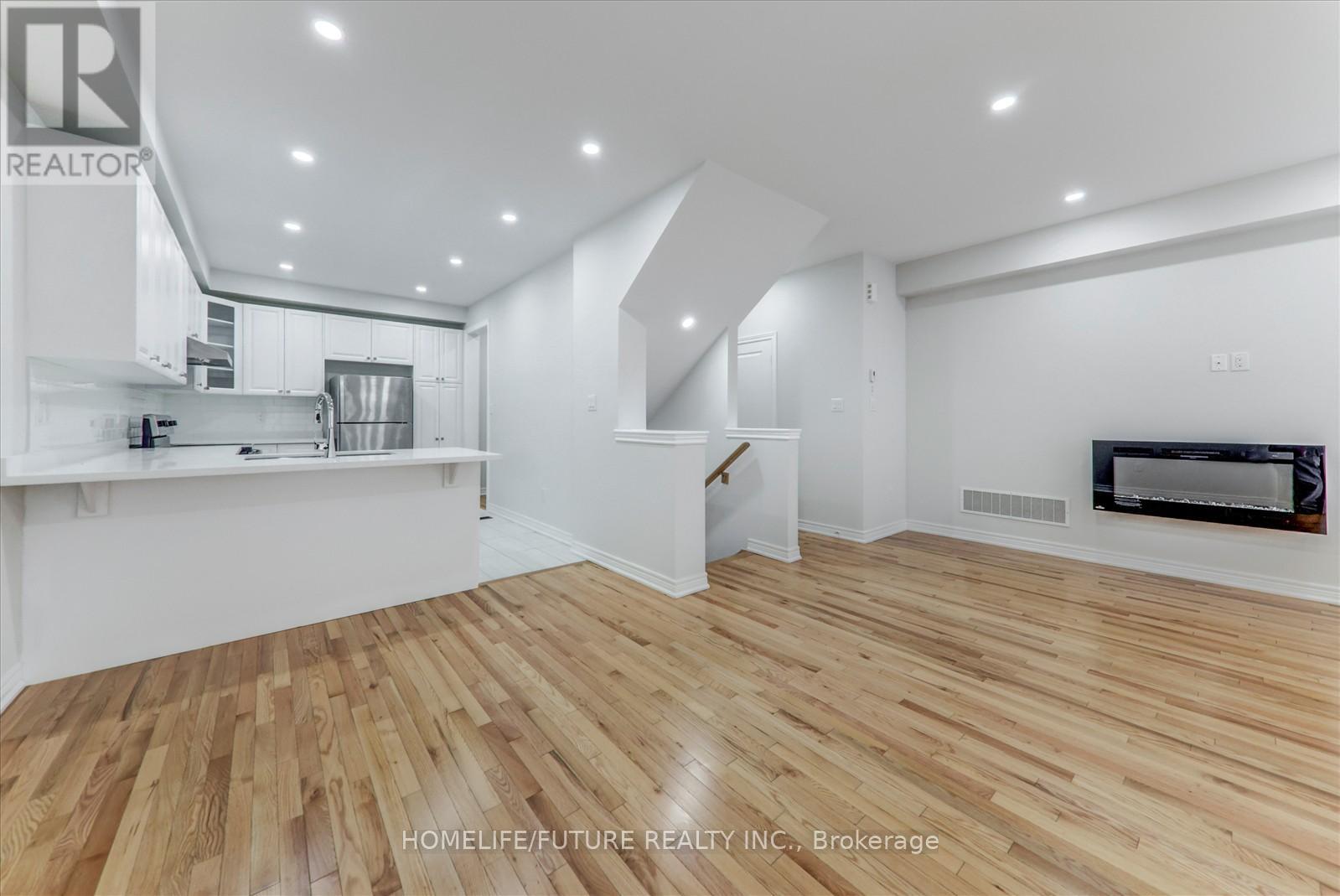 44 Haymarket Drive, Brampton, Ontario  L7A 5C1 - Photo 14 - W12465739