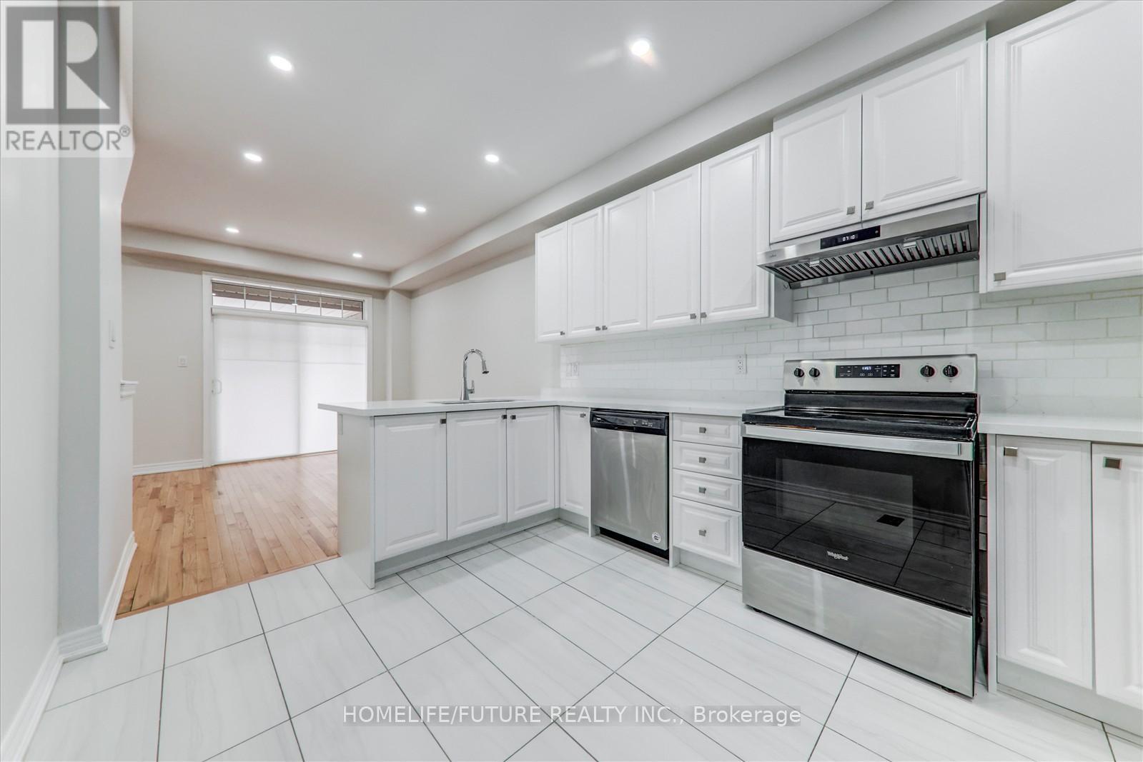 44 Haymarket Drive, Brampton, Ontario  L7A 5C1 - Photo 17 - W12465739