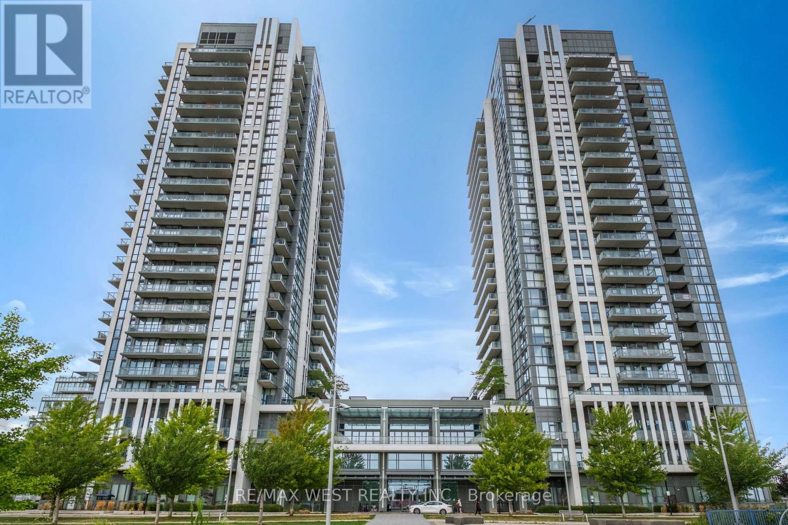 907 - 15 ZORRA STREET, Toronto, Ontario