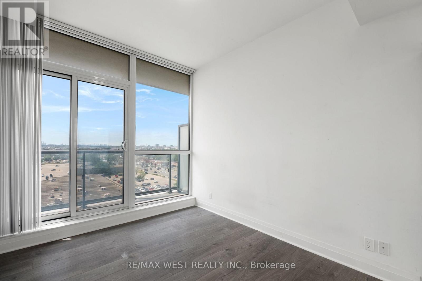 907 - 15 Zorra Street, Toronto, Ontario  M8Z 0C1 - Photo 16 - W12465740