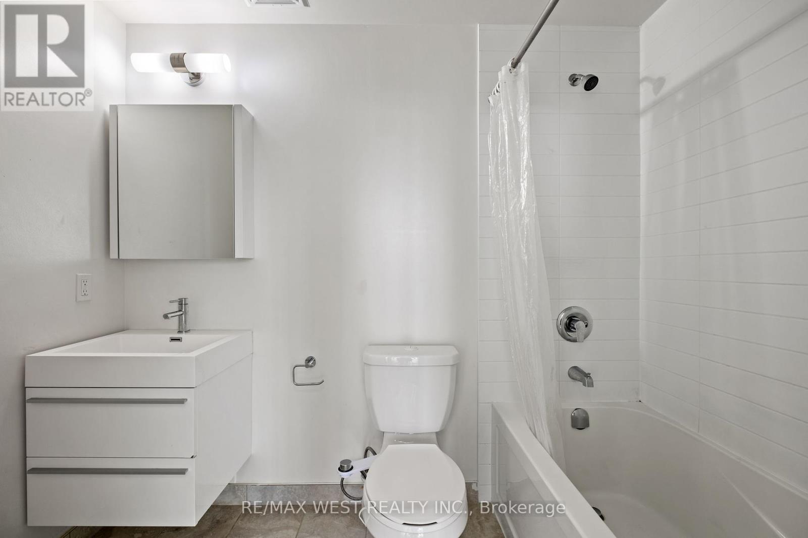 907 - 15 Zorra Street, Toronto, Ontario  M8Z 0C1 - Photo 22 - W12465740