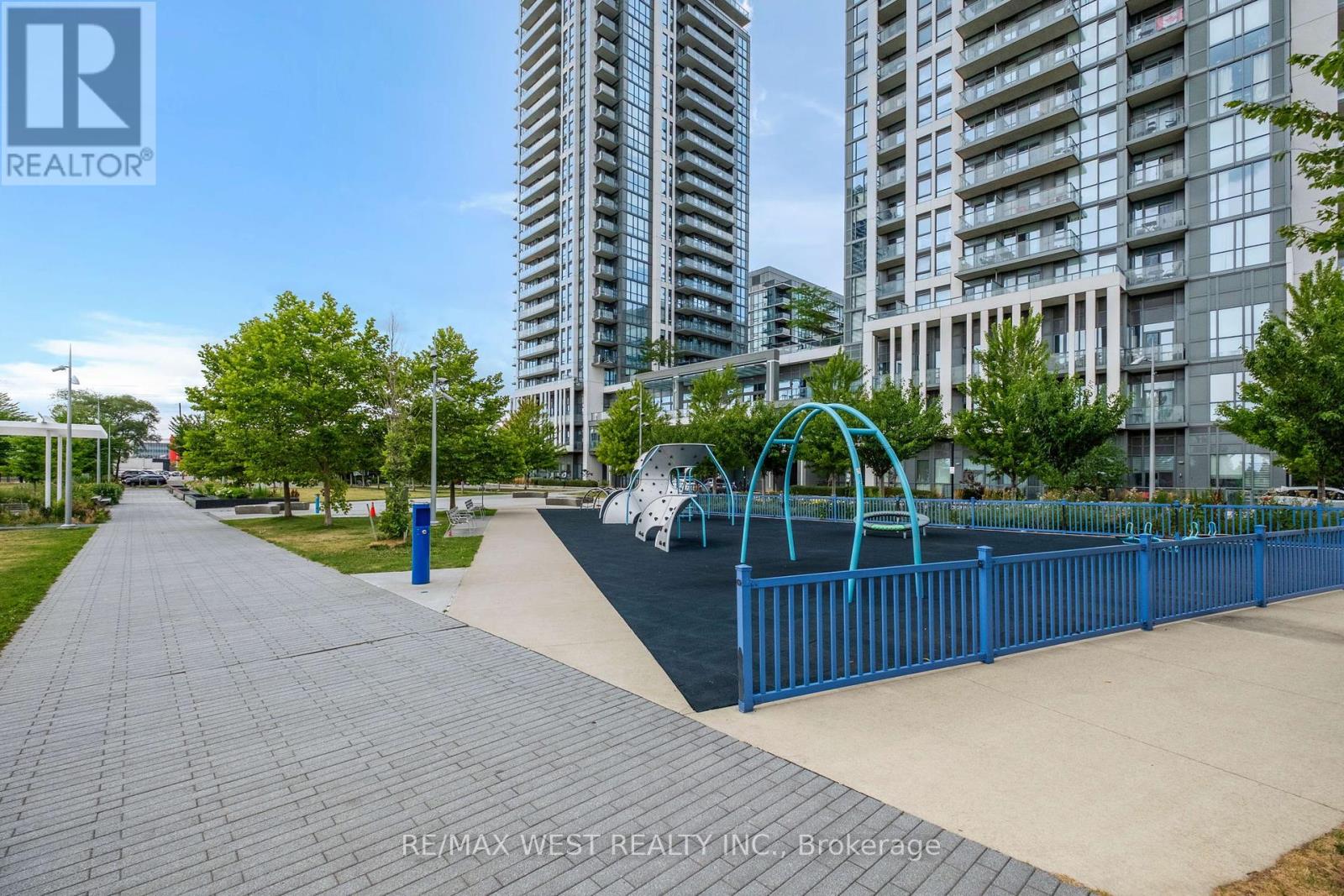 907 - 15 Zorra Street, Toronto, Ontario  M8Z 0C1 - Photo 30 - W12465740