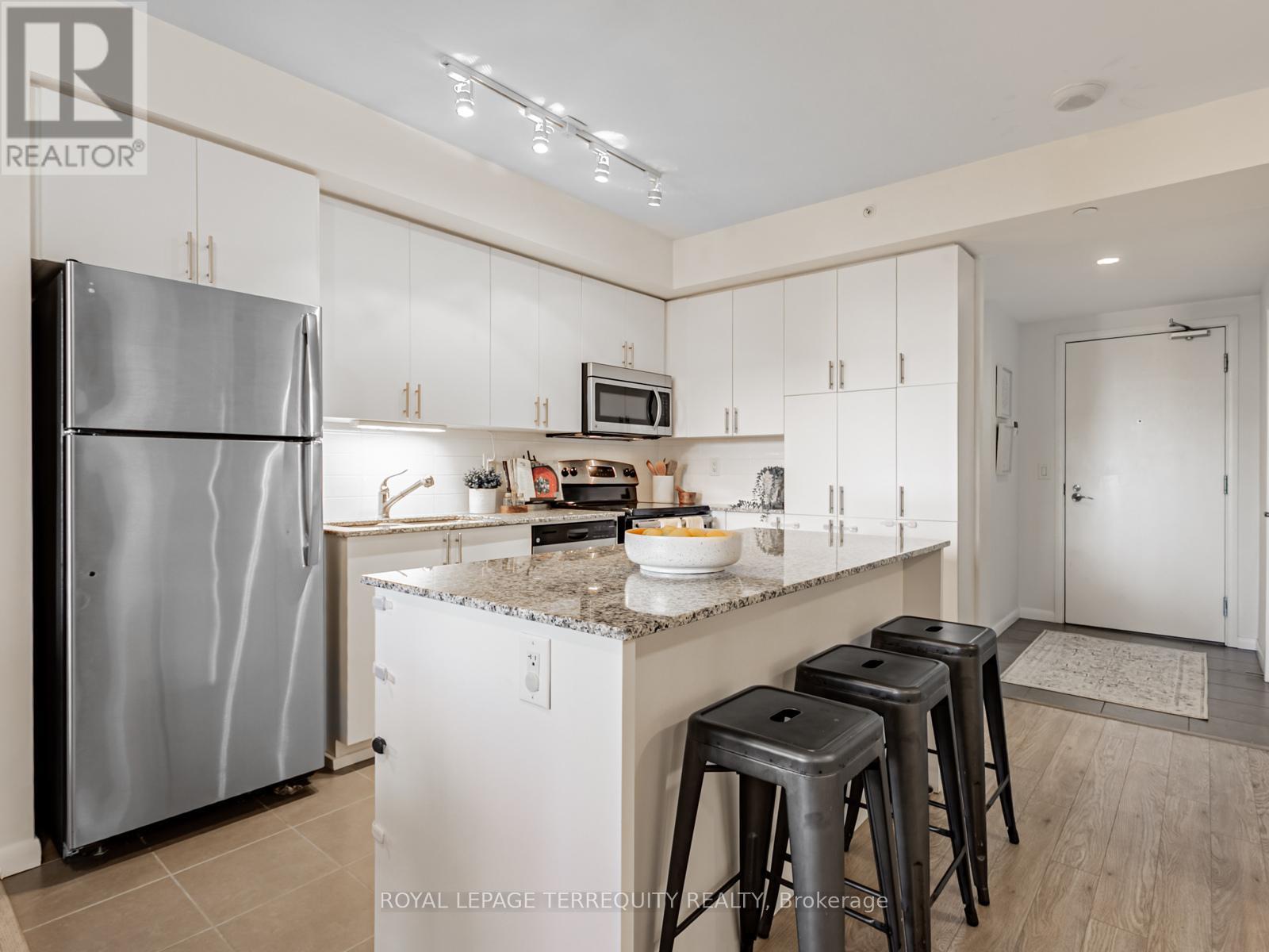 626 - 830 Lawrence Avenue W, Toronto, Ontario  M6A 0B6 - Photo 4 - W12465754