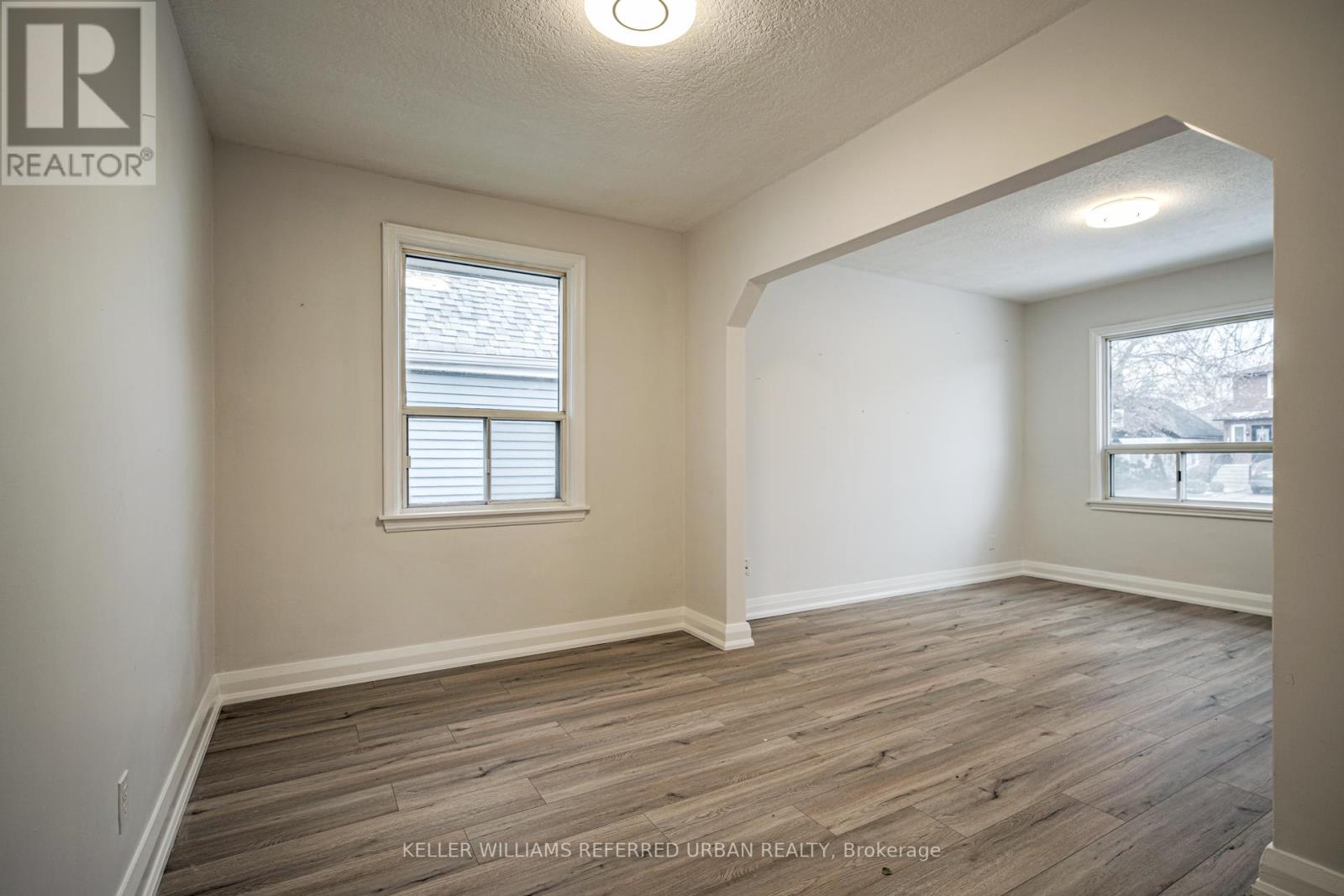Main - 99 Hay Avenue, Toronto, Ontario  M8Z 1G3 - Photo 13 - W12465757