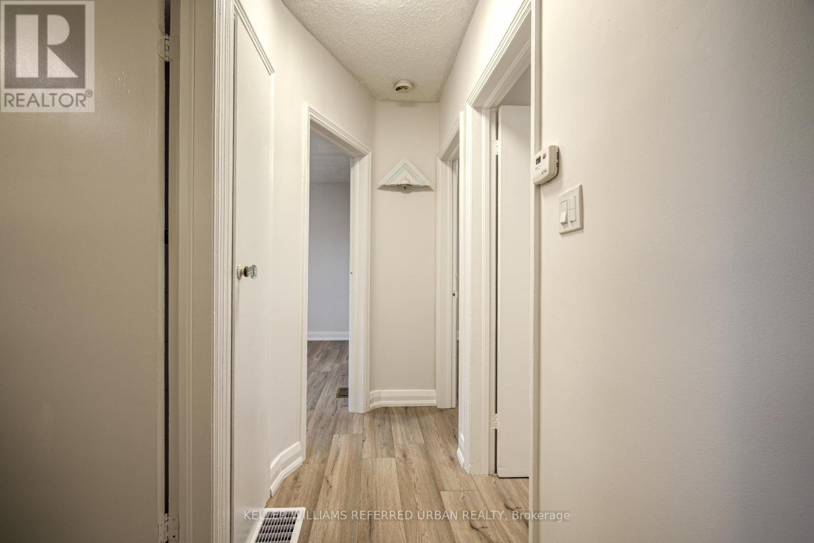 Main - 99 Hay Avenue, Toronto, Ontario  M8Z 1G3 - Photo 14 - W12465757