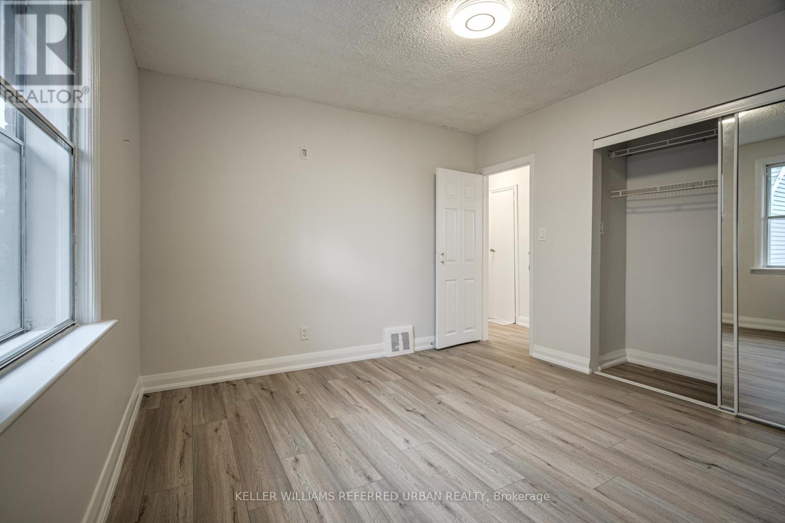 Main - 99 Hay Avenue, Toronto, Ontario  M8Z 1G3 - Photo 20 - W12465757