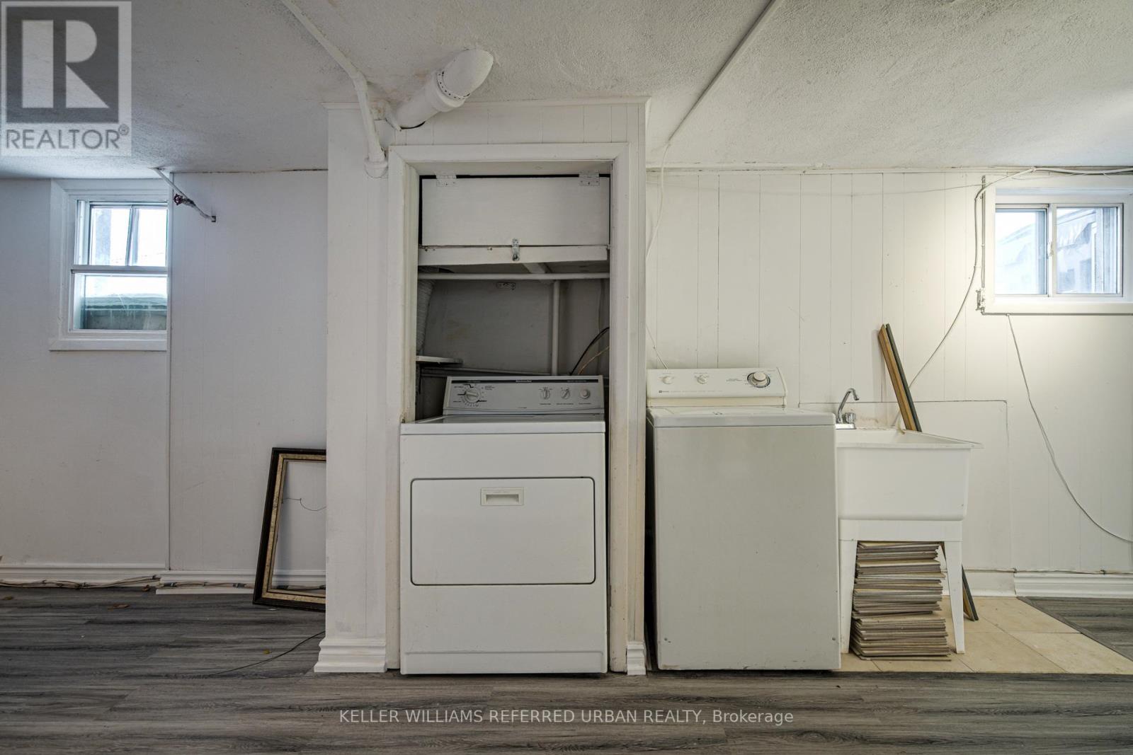 Main - 99 Hay Avenue, Toronto, Ontario  M8Z 1G3 - Photo 24 - W12465757