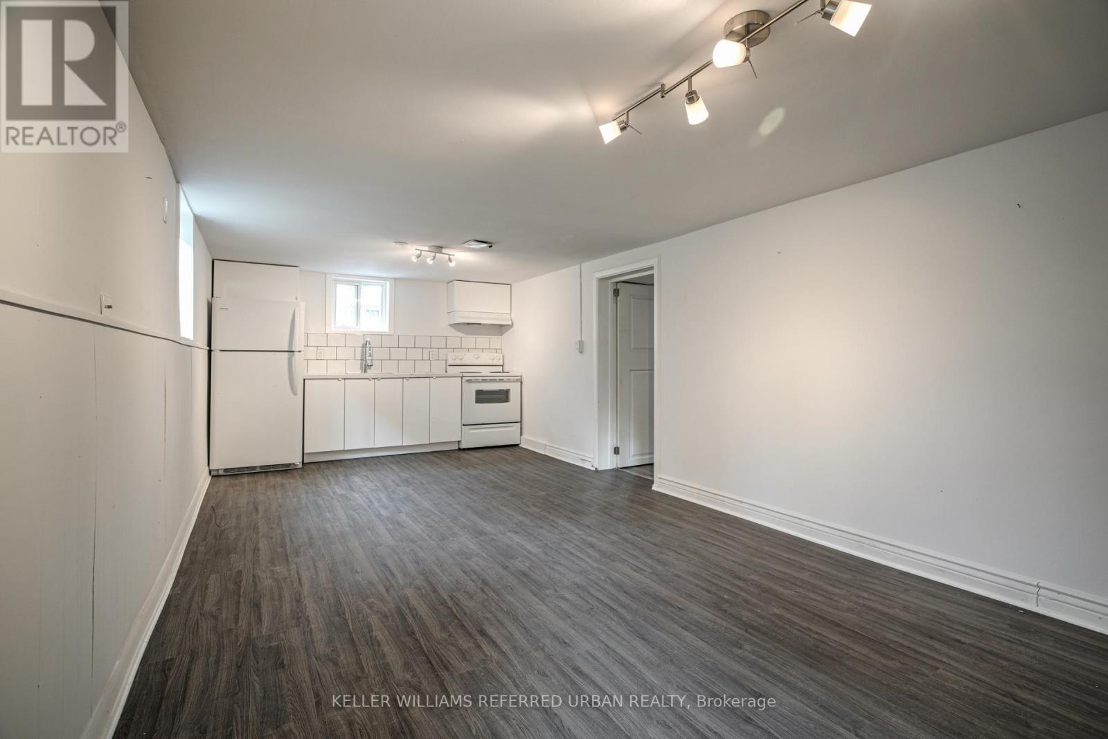 Main - 99 Hay Avenue, Toronto, Ontario  M8Z 1G3 - Photo 25 - W12465757
