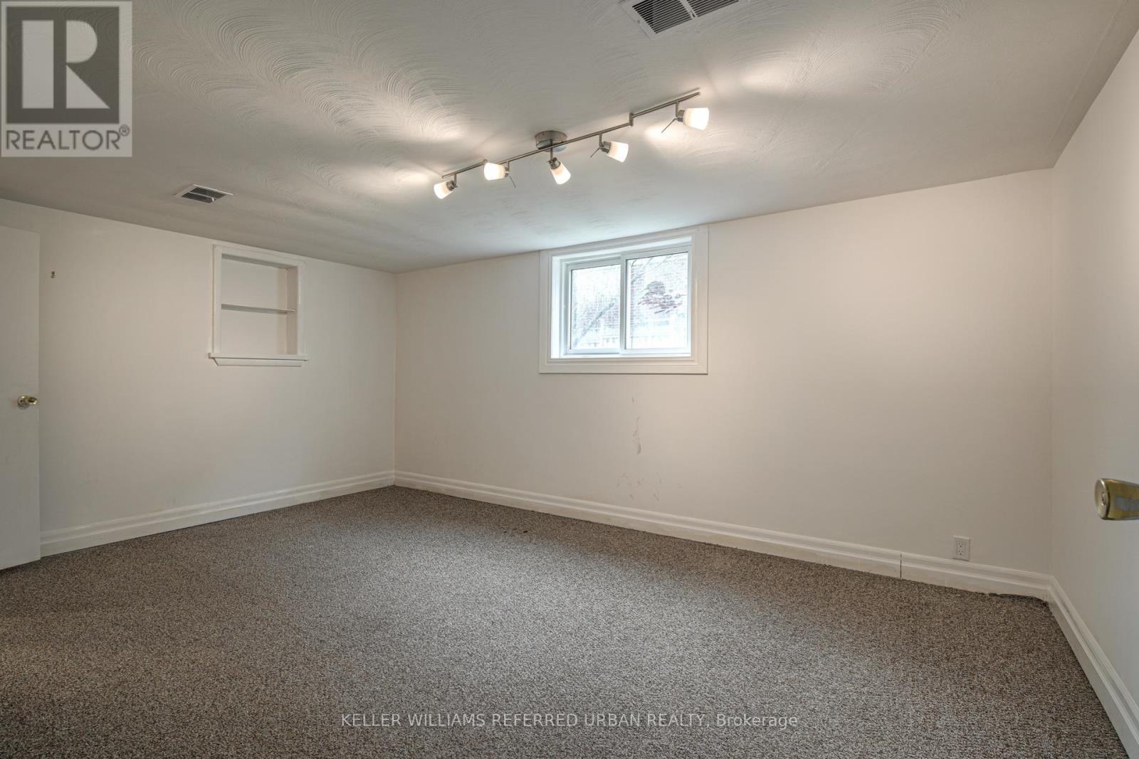 Main - 99 Hay Avenue, Toronto, Ontario  M8Z 1G3 - Photo 28 - W12465757