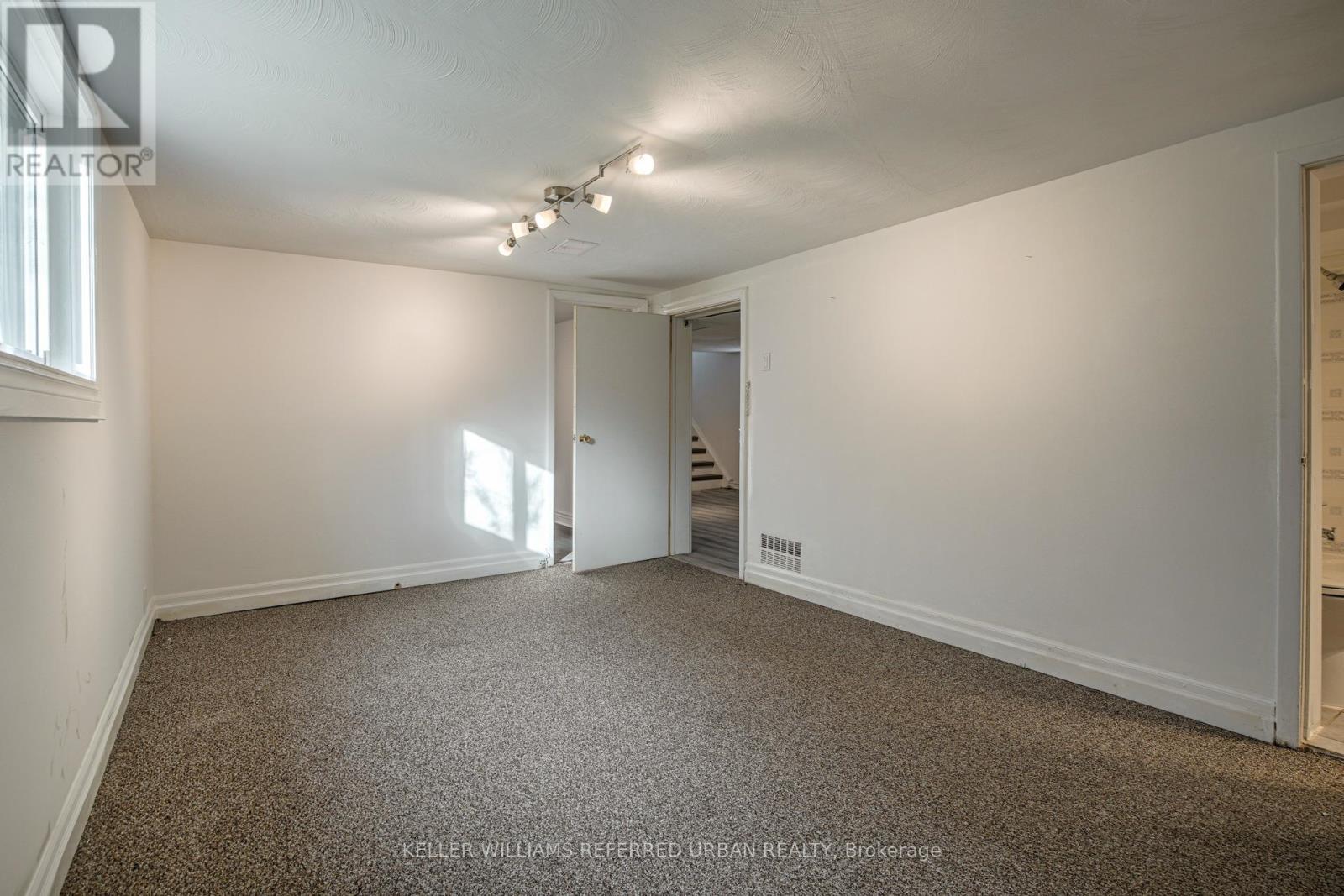 Main - 99 Hay Avenue, Toronto, Ontario  M8Z 1G3 - Photo 30 - W12465757