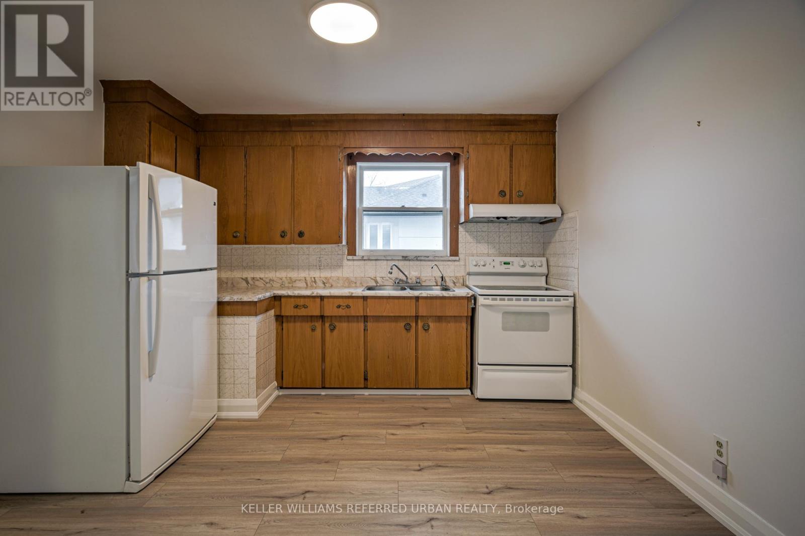Main - 99 Hay Avenue, Toronto, Ontario  M8Z 1G3 - Photo 6 - W12465757