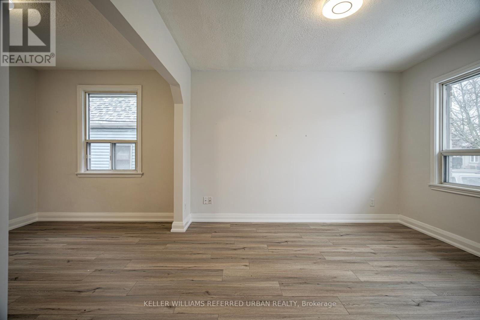 Main - 99 Hay Avenue, Toronto, Ontario  M8Z 1G3 - Photo 8 - W12465757